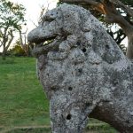 沖縄最古のシーサー富盛の石彫大獅子（ともりのいしぼりうふじし）弾痕跡