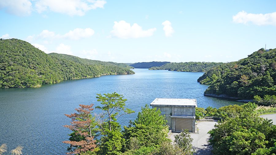 福地ダム（ふくじだむ）福地川、福上湖（ふくがみこ）