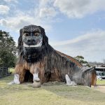 友寄馬場公園（ともよせばばこうえん）獅子舞（シーサー）