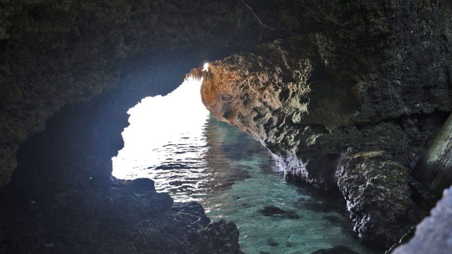 ミキタチノ洞窟 古宇利島